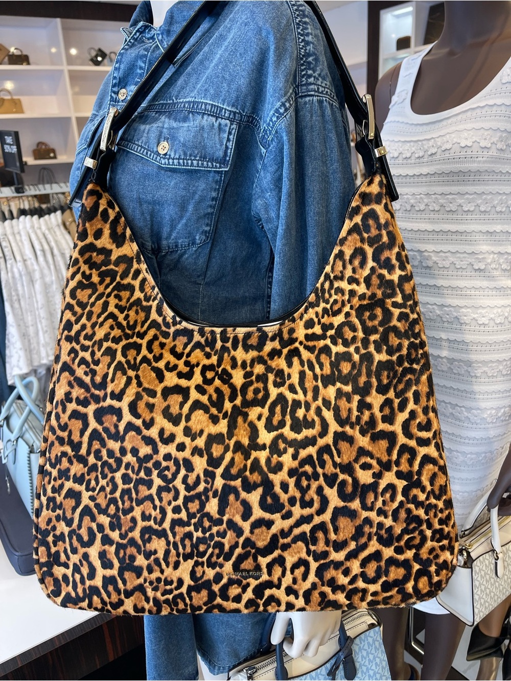 Michael Kors Nolita Large Leopard Print Calf Hair Hobo Shoulder Bag
NWT - Picture 14 of 16
